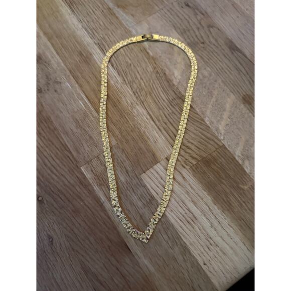 Vintage 14K Gold Filled Flat Textured V-Neck Necklace - Picture 1 of 5